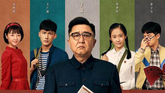 卡尔斯鲁厄国立造型艺术学院经济学文凭证书